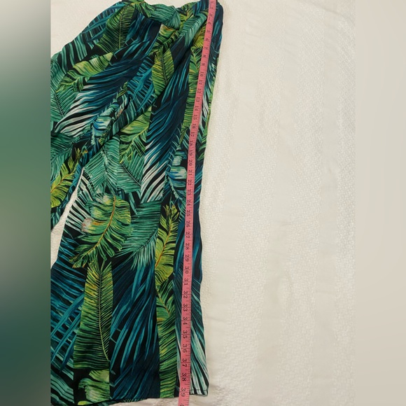 Tropical 2 piece pant set - Picture 8 of 10